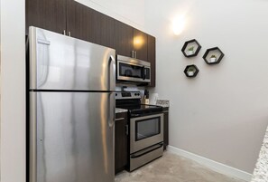 Fridge, microwave, oven, stovetop