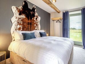 4 chambres, accès au Wi-Fi (inclus), literie fournie