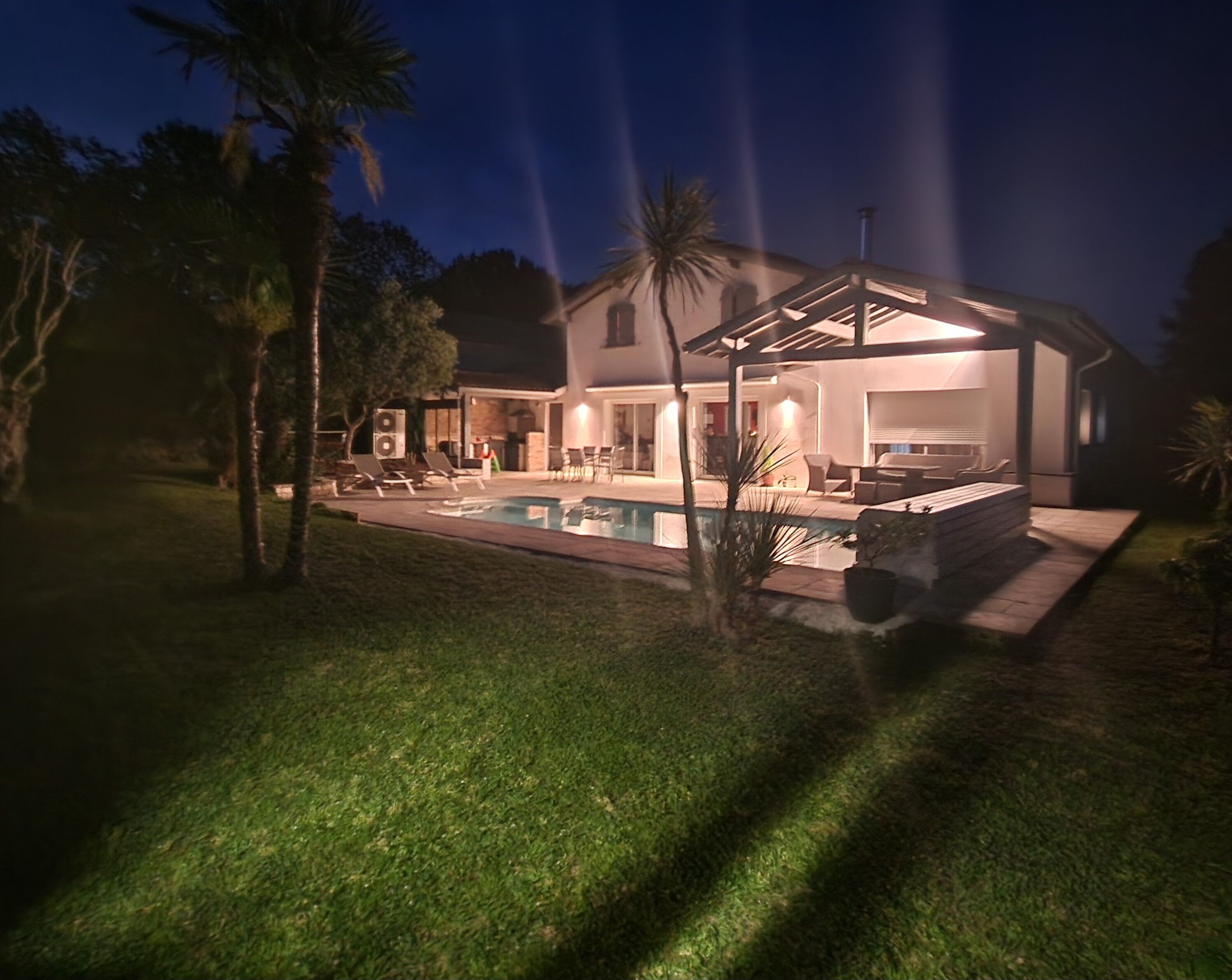 Piscine extérieure, piscine chauffée