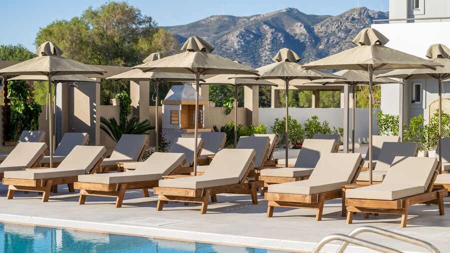 Nicolas Grand Suites - Adults Only