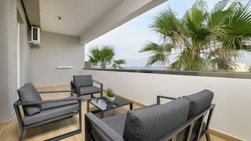Suite Alexandros with Sea View | Beach/ocean view