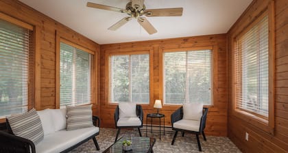 Right near the lake! Single-level home with backyard relaxation, pet-friendly!