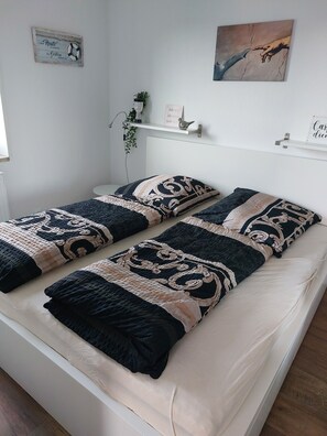 1 bedroom, WiFi, bed sheets - Fewo Moje Tied - Wohlfühlen in Ostfriesland (Emden)