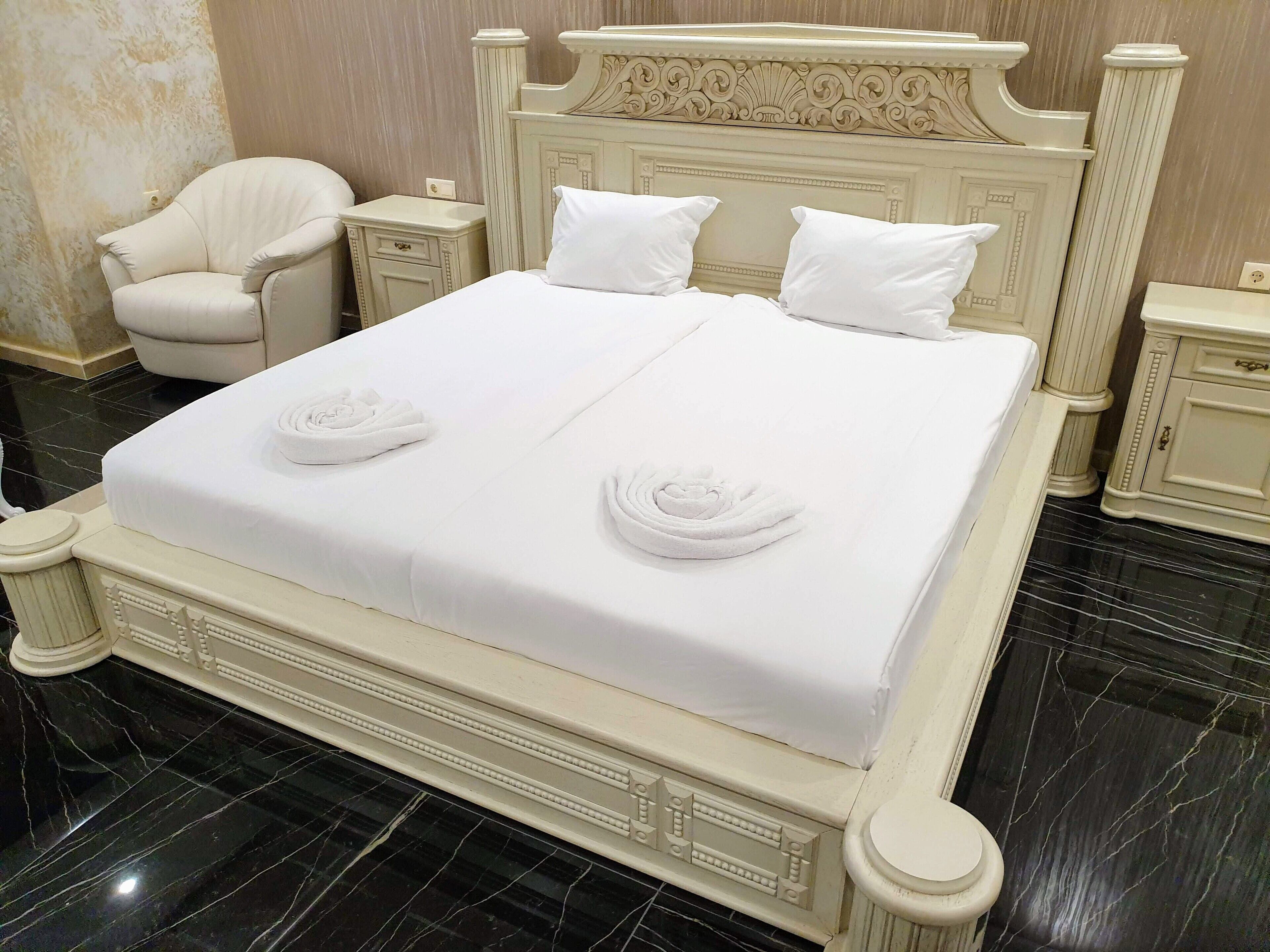 Individually decorated, individually furnished, iron/ironing board