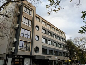 Fachada de la propiedad