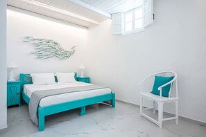 3 bedrooms, in-room safe, iron/ironing board, free WiFi