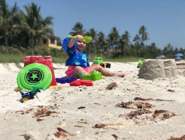 Camastros y toallas de playa 