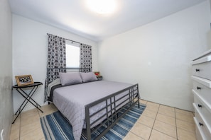 2 bedrooms, in-room safe, free WiFi, bed sheets