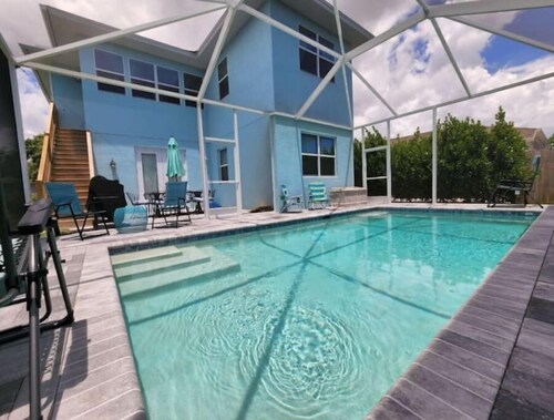 Brand New Home☆ Treetop Sunsets~ Private Pool~Group Trip!