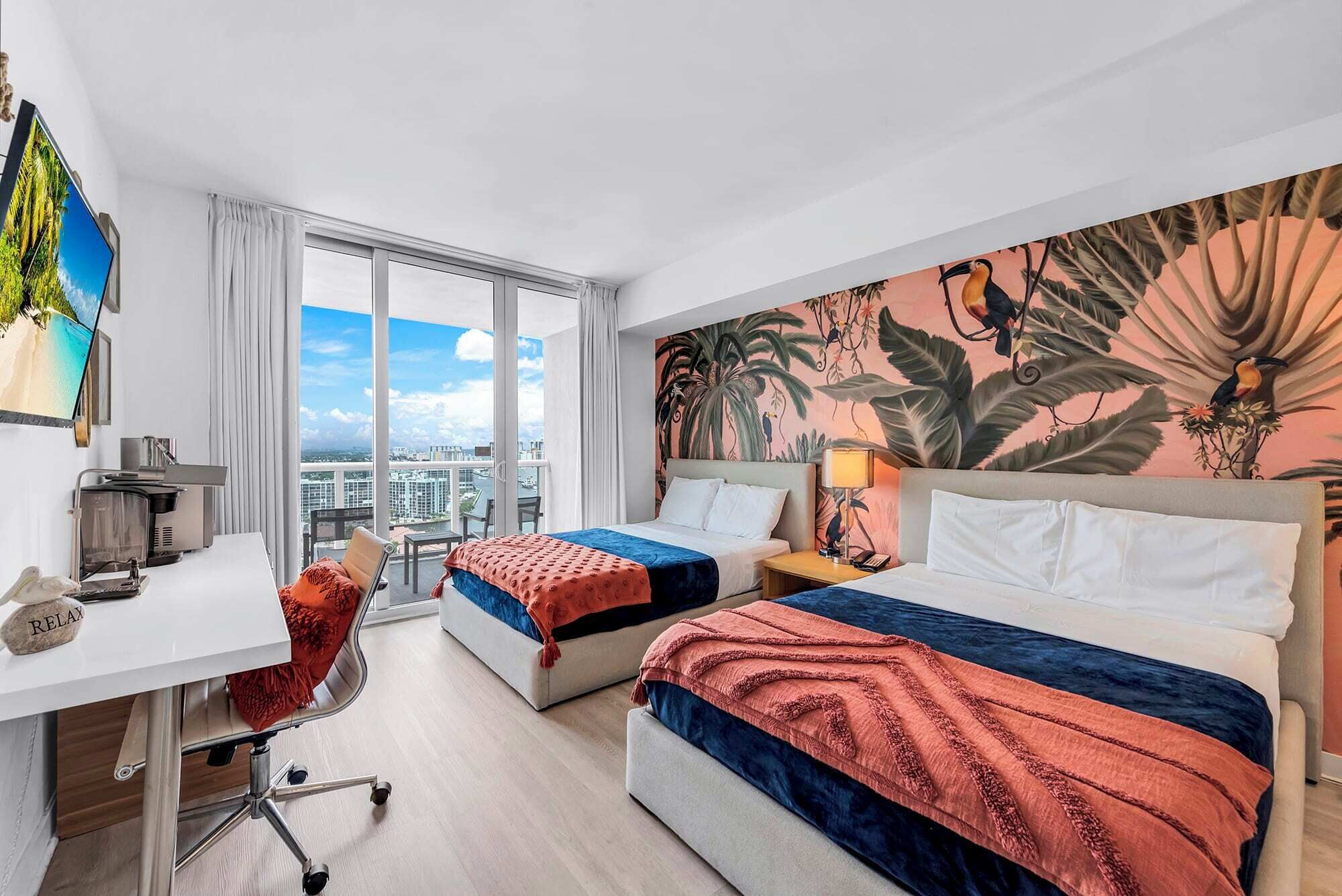 1 bedroom, desk, iron/ironing board, WiFi