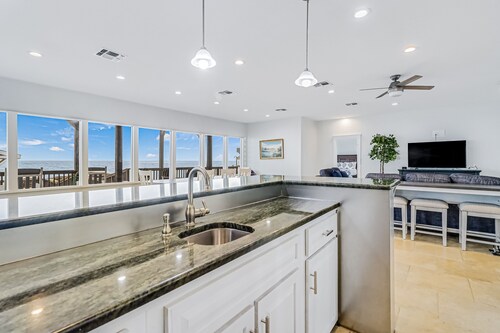 Dog-friendly, waterfront home with hot tub & incredible back deck