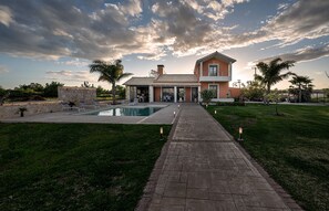 Indoor pool - Villa Manolia (Πρέβεζα)