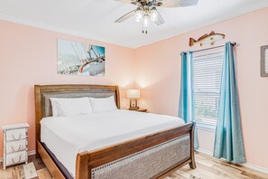 1 bedroom, iron/ironing board, internet, bed sheets