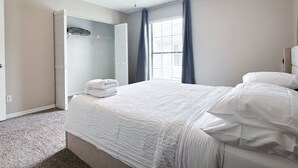 2 dormitorios, tabla de planchar con plancha, wifi y ropa de cama