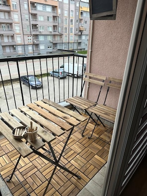 Outdoor dining - L&L Apartments - The Oasis Apartment Ohrid (Ohër)