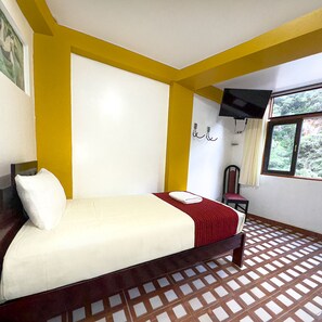 Standard Single Room | Down comforters, free WiFi, bed sheets
