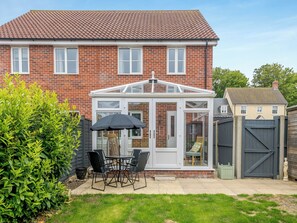 Exterior - 3 bedroom accommodation in Overstrand, near Cromer (Overstrand, near Cromer)