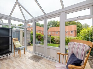 Interior - 3 bedroom accommodation in Overstrand, near Cromer (Overstrand, near Cromer)