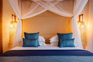 Pool Balcony Suite | 1 bedroom, Egyptian cotton sheets, premium bedding, desk - MKNI Hotel - Makani Experience (Acaraú)