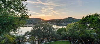 Lake Travis House w/ Private Dock, Pool & Hot Tub!