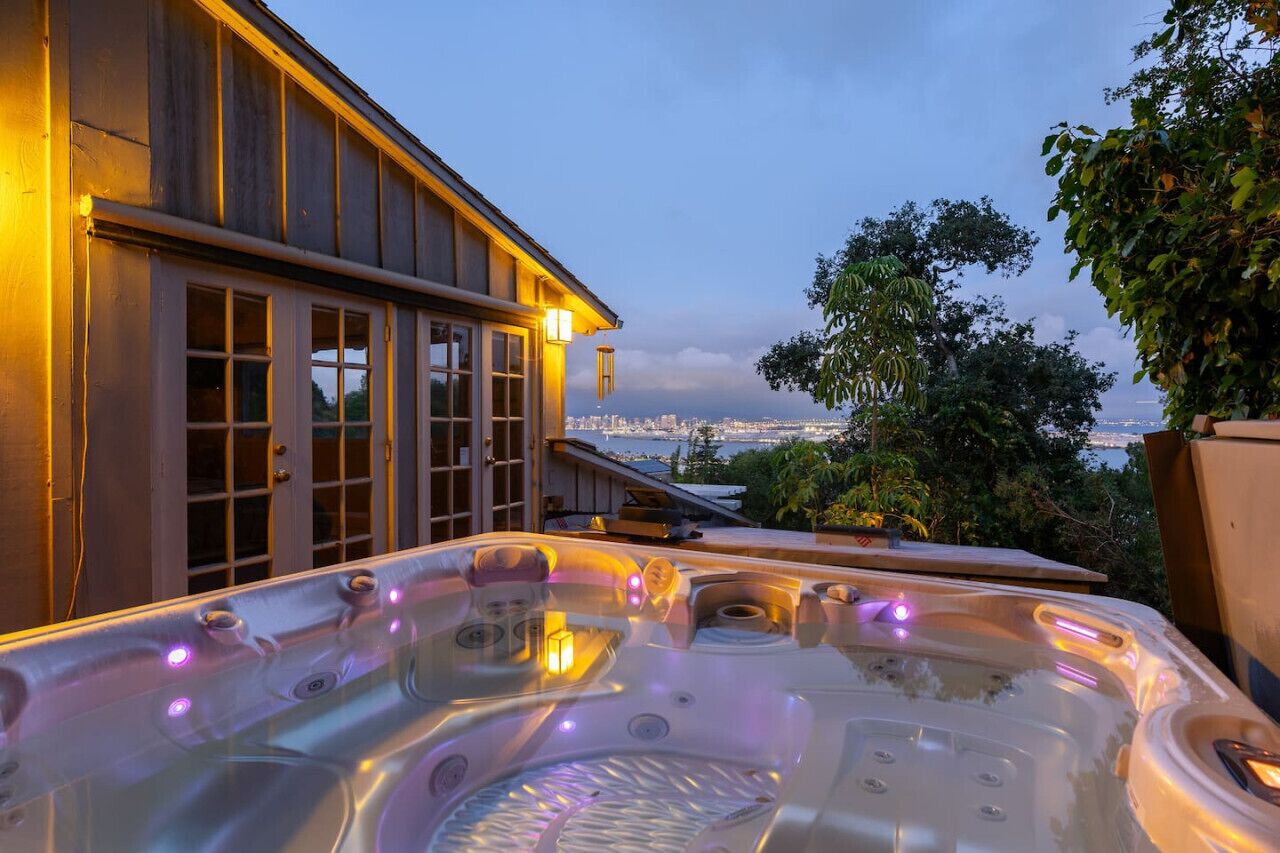Outdoor spa tub