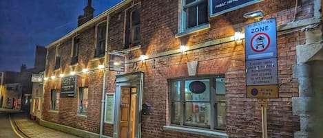 City Room | 1 bedroom, desk, free WiFi