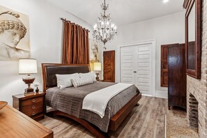 3 chambres, fer et planche à repasser, Wi-Fi, draps fournis