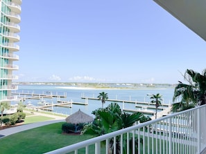 Property grounds - COMPLETELY REDECORATED, 3RD FLOOR 2 BEDROOM 2 BATH UNIT!! (Orange Beach)
