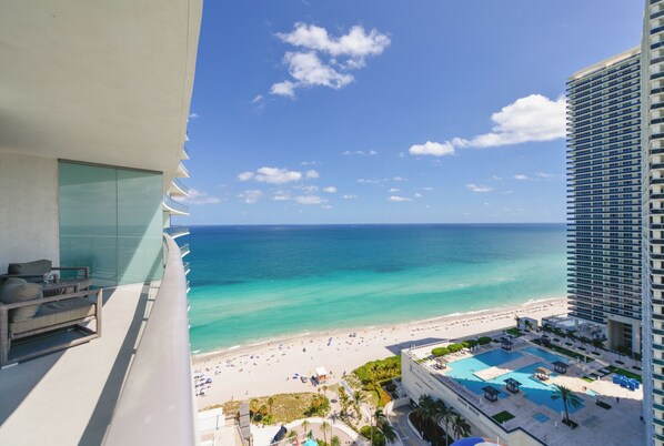Departamento de lujo, 1 habitación, vista al océano | Vista a la playa o el mar