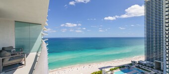 Hollywood Beach Condos