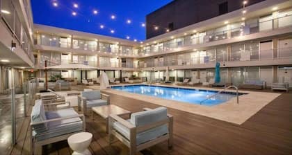 The Walthall Lofts and The Courthouse