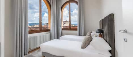 3 bedrooms, iron/ironing board, WiFi