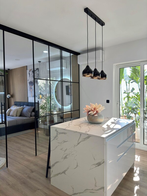 Exclusive Studio Suite, Bathtub, Partial Sea View | Private kitchen | Espresso maker - Casa Benita (Hvar)