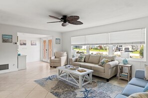 スマートテレビ、暖炉