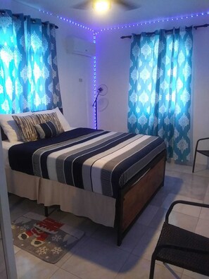 2 chambres, bureau, fer et planche à repasser, Wi-Fi gratuit