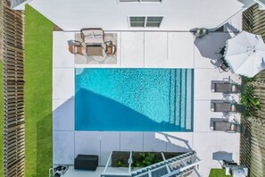 A heated pool - Private Heated Pool, Close to Beaches, Restaurants & Shopping! (Saint Simons Island)