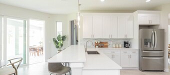 Luxury Coastal Home - Steps to Beach w/Private Backyard, Hot Tub & Games Room!