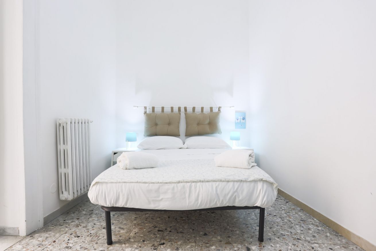 3 chambres, fer et planche à repasser, Wi-Fi, draps fournis