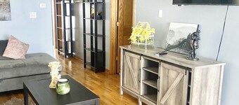 Comfortable and Cozy 3 bedroom Apartment