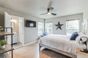 3 chambres, fer et planche à repasser, Wi-Fi gratuit, draps fournis