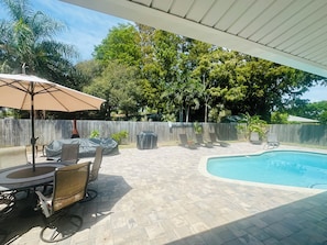 Outdoor pool - 3-bedroom vacation home just 9 minutes from Port Canaveral (Merritt Island)