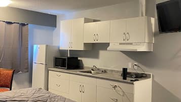 Studiosvit Comfort | Mörkläggningsgardiner, ljudisolering, gratis wi-fi och sängkläder