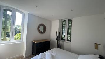 3 chambres, Wi-Fi gratuit, draps fournis