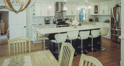 Beach nearby Pool/HotSpa Firepit LGbackyard