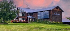 Exterior - Bentalit Lodge (Skwentna)