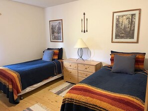 Basic Double or Twin Room - Bentalit Lodge (Skwentna)