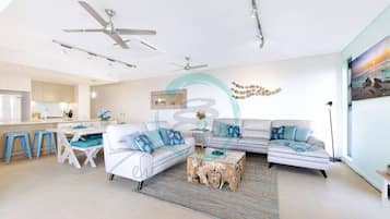 Luxury Condo | Living area