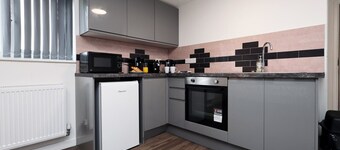 Cohost Partners Chic Studio Near Cardiff City