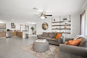 TV connectée, cheminée