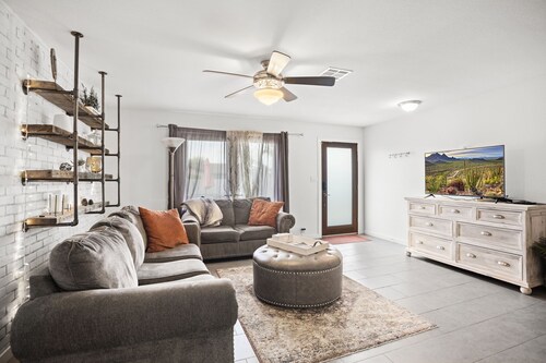 Desert Oasis with a Private Pool and 2 secluded, outdoor entertainment spaces.